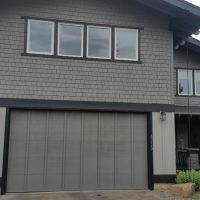 Bend OR light gray house